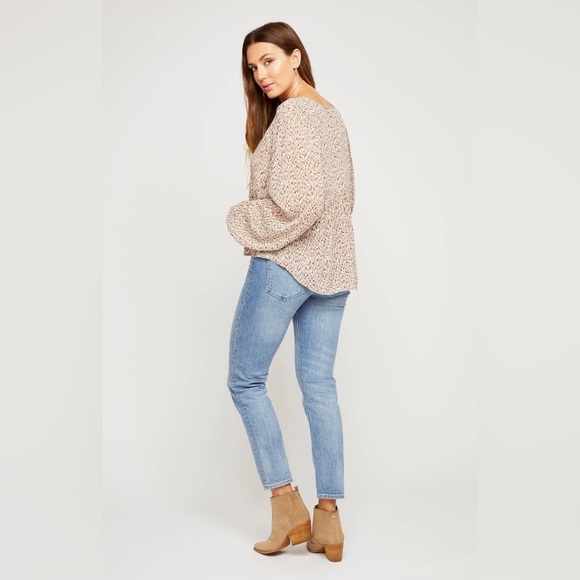 Gentle Fawn Blouse - Picture 2 of 6